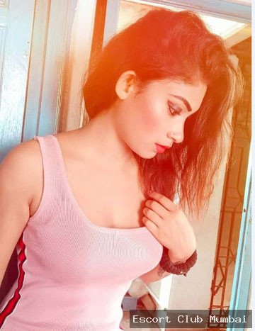 Tina Nair - Premium Escort in Navi Mumbai