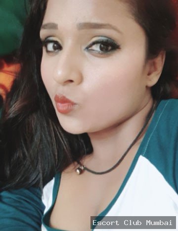 Kavita Patel - Premium Escort in Navi Mumbai