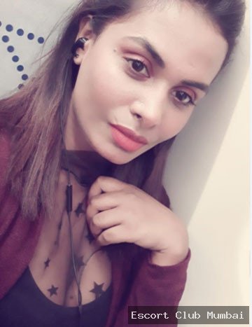 Mona Kumar - Premium Escort in Thane