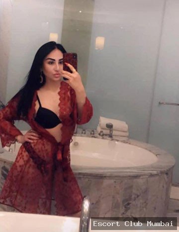 Priya Joshi - Premium Escort in Juhu